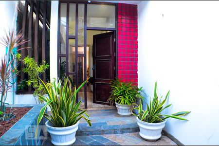 Casa para alugar com 800m², 5 quartos e 6 vagas Casa para alugar com 800m², 5 quartos e 6 vagasHall de Entrada da casa 1