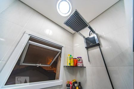 Chuveiro  de apartamento para alugar com 3 quartos, 220m² em Vila Gilda, Santo André