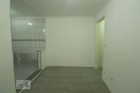 Sala de casa para alugar com 2 quartos, 60m² em Jardim Stella, Santo André