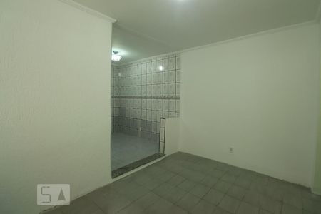 Sala de casa para alugar com 2 quartos, 60m² em Jardim Stella, Santo André