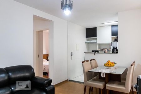 Sala de apartamento para alugar com 2 quartos, 51m² em São João Batista (venda Nova), Belo Horizonte