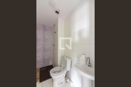 Banheiro de apartamento para alugar com 1 quarto, 35m² em Presidente Altino, Osasco