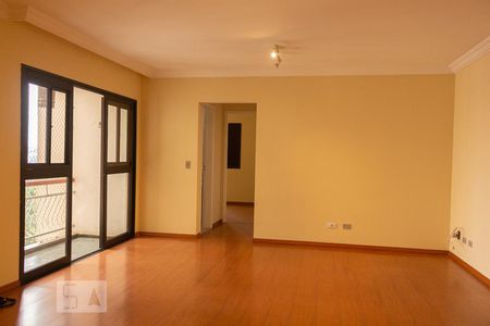 Sala de apartamento à venda com 3 quartos, 84m² em Jardim Henriqueta, Taboão da Serra