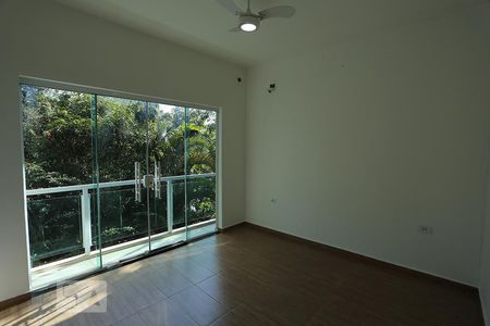 Suíte 1 de casa para alugar com 3 quartos, 160m² em Jardim das Vertentes, São Paulo