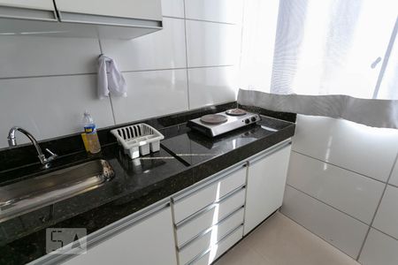 Cozinha de kitnet/studio para alugar com 1 quarto, 28m² em Paquetá, Belo Horizonte