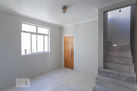 Sala de apartamento para alugar com 3 quartos, 130m² em Palmares, Belo Horizonte