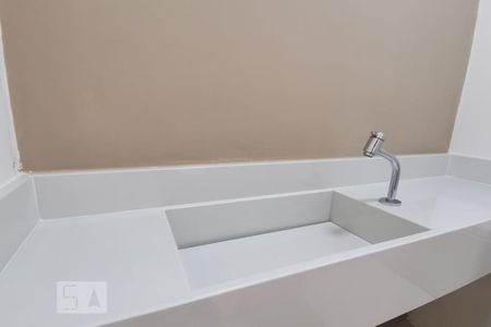 Lavabo de apartamento para alugar com 3 quartos, 104m² em Vila Andrade, São Paulo