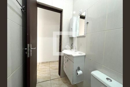 Banheiro  de apartamento para alugar com 1 quarto, 42m² em Jardim Oriental, São Paulo