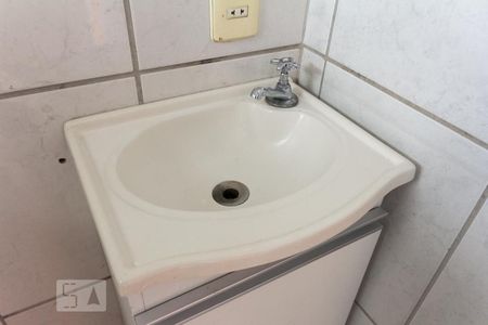 Banheiro de apartamento para alugar com 1 quarto, 55m² em Conceição, Diadema