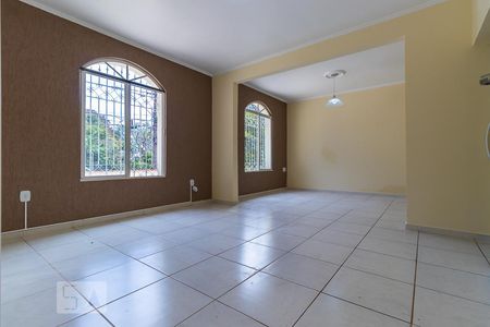 Sala de casa para alugar com 3 quartos, 146m² em Jardim Chapadão, Campinas
