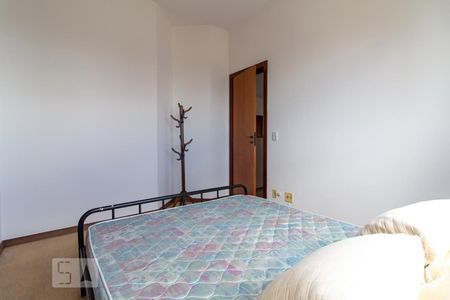 Quarto de apartamento para alugar com 1 quarto, 47m² em Funcionários, Belo Horizonte