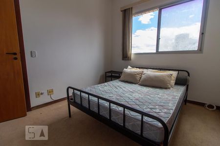 Quarto de apartamento para alugar com 1 quarto, 47m² em Funcionários, Belo Horizonte