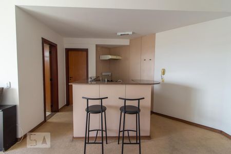 Sala / Cozinha de apartamento para alugar com 1 quarto, 47m² em Funcionários, Belo Horizonte