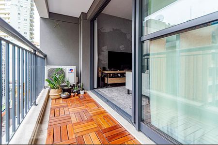 Varanda de kitnet/studio à venda com 1 quarto, 32m² em Bela Vista, São Paulo