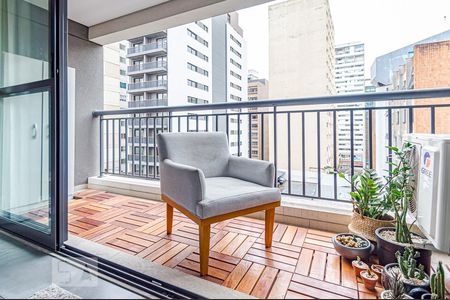 Varanda de kitnet/studio à venda com 1 quarto, 32m² em Bela Vista, São Paulo