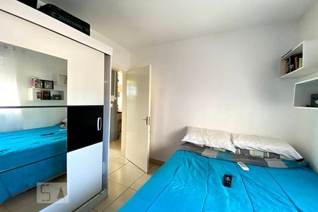 Quarto 1 de apartamento à venda com 2 quartos, 60m² em Feitoria, São Leopoldo