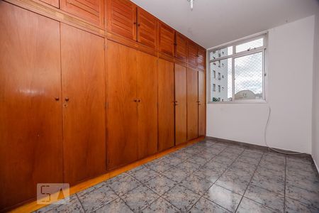 Quarto 2 de apartamento para alugar com 2 quartos, 50m² em Fonseca, Niterói