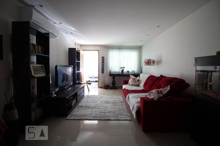 Sala de casa para alugar com 4 quartos, 120m² em Vila Formosa, São Paulo