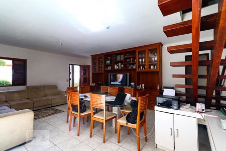 Sala de casa à venda com 4 quartos, 160m² em Vargem Pequena, Rio de Janeiro