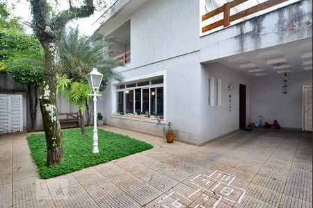 Quintal de casa à venda com 4 quartos, 290m² em Vila Ipojuca, São Paulo