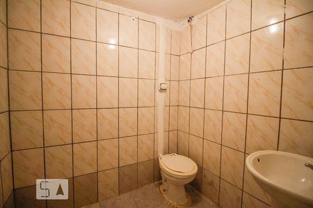 Banheiro de casa para alugar com 1 quarto, 30m² em Lapa, São Paulo