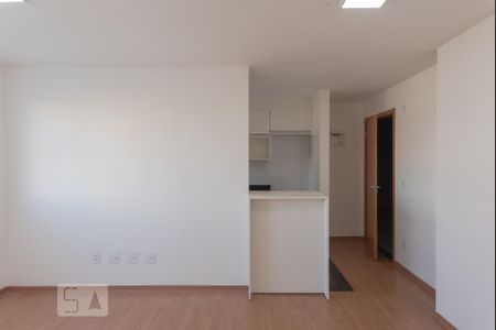 Sala de apartamento para alugar com 2 quartos, 43m² em Fundação da Casa Popular, Campinas