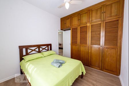 Quarto 1 de apartamento à venda com 2 quartos, 70m² em Lagoa, Rio de Janeiro