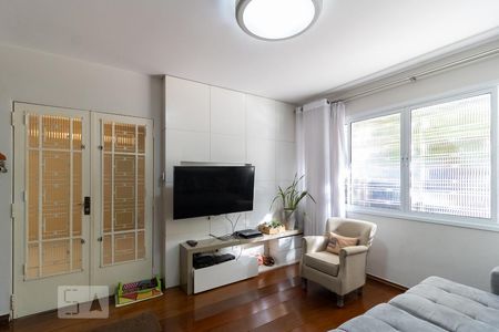 Sala de casa à venda com 4 quartos, 187m² em Ipiranga, São Paulo