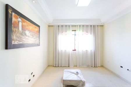 Casa à venda com 94m², 2 quartos e 4 vagasSala