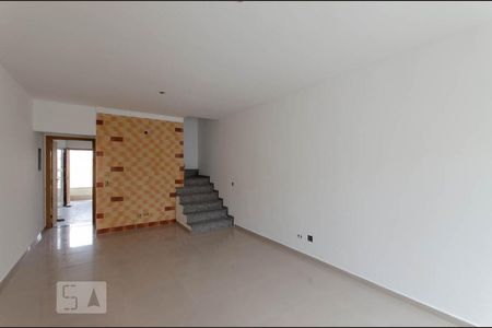 Sala de casa à venda com 3 quartos, 240m² em Vila Mesquita, São Paulo