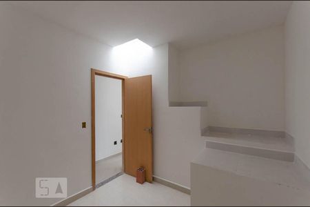 Quarto 1 de casa à venda com 3 quartos, 180m² em Vila Mesquita, São Paulo