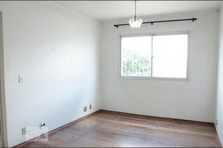 Sala de apartamento para alugar com 2 quartos, 60m² em Vila Constança, São Paulo