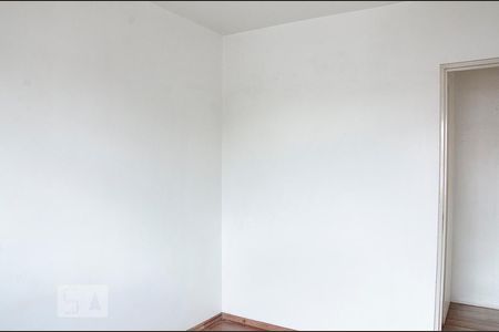 Quarto 1 de apartamento para alugar com 2 quartos, 60m² em Vila Constança, São Paulo