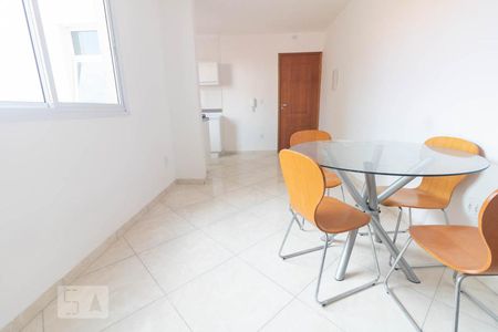 Sala de apartamento para alugar com 2 quartos, 46m² em Vila São Pedro, Santo André