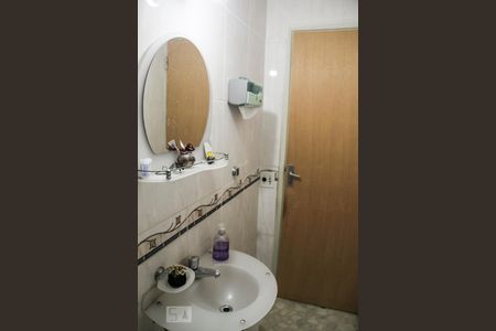 Lavabo de casa à venda com 3 quartos, 190m² em Moema, São Paulo