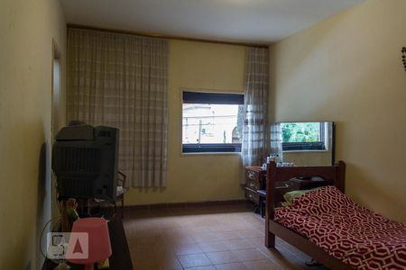 Suíte de casa à venda com 3 quartos, 190m² em Moema, São Paulo