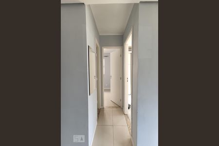 Corredor de apartamento para alugar com 2 quartos, 50m² em Santos Dumont, São Leopoldo