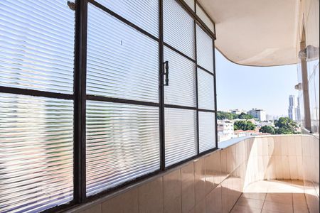 Varanda de apartamento para alugar com 3 quartos, 100m² em Vila Monumento, São Paulo
