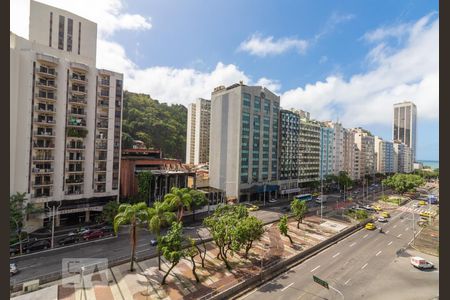 Vista da Suíte de apartamento à venda com 1 quarto, 37m² em Copacabana, Rio de Janeiro