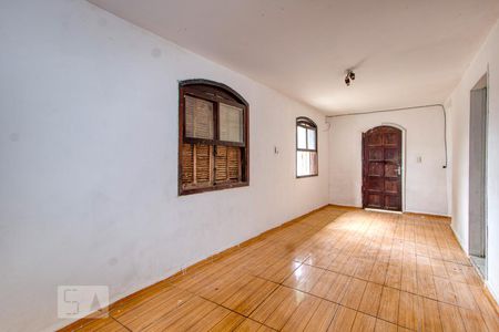 Sala de casa para alugar com 2 quartos, 66m² em Cajuru, Curitiba