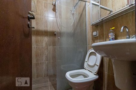 Banheiro de apartamento à venda com 1 quarto, 35m² em Santa Efigênia, São Paulo