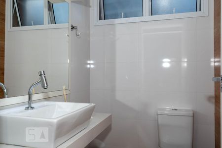 Lavabo de casa à venda com 5 quartos, 320m² em Mirandópolis, São Paulo