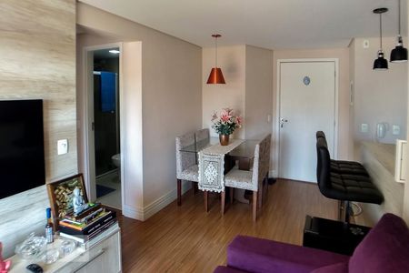 Sala de Estar de apartamento à venda com 2 quartos, 55m² em Conceição, Diadema