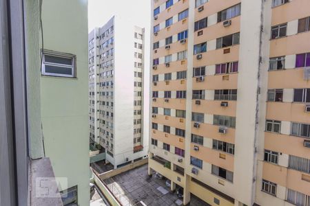 Sala vista de apartamento para alugar com 2 quartos, 65m² em Tanque, Rio de Janeiro