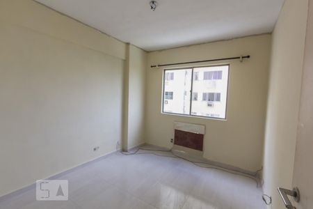 Quarto 1 de apartamento para alugar com 2 quartos, 65m² em Tanque, Rio de Janeiro