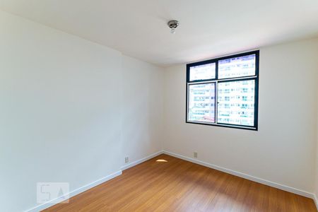 Quarto 1 de apartamento à venda com 2 quartos, 70m² em Icaraí, Niterói