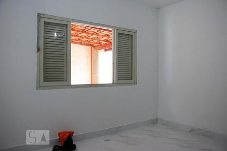 Quarto 2 de casa à venda com 3 quartos, 250m² em Taboão, Diadema
