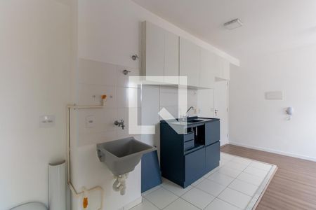 Área de Serviço de apartamento para alugar com 2 quartos, 40m² em Sítio da Figueira, São Paulo