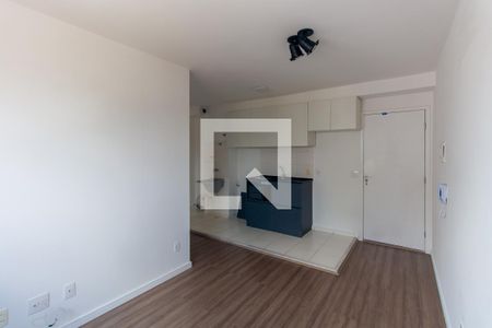 Sala de apartamento para alugar com 2 quartos, 40m² em Sítio da Figueira, São Paulo