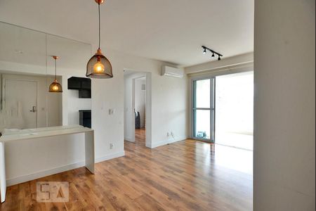 Sala de apartamento à venda com 2 quartos, 65m² em Vila Anglo Brasileira, São Paulo